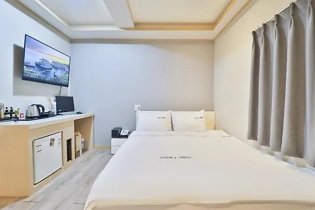 Munhyeon-dong Cloud Nine